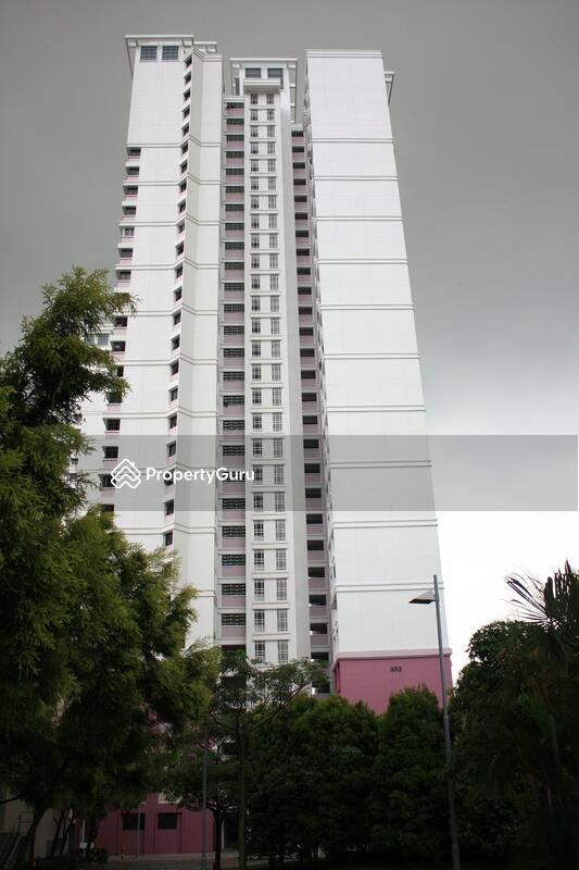 352 Ang Mo Kio Street 32 #0