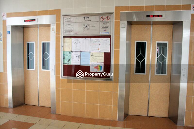 352 Ang Mo Kio Street 32 #0