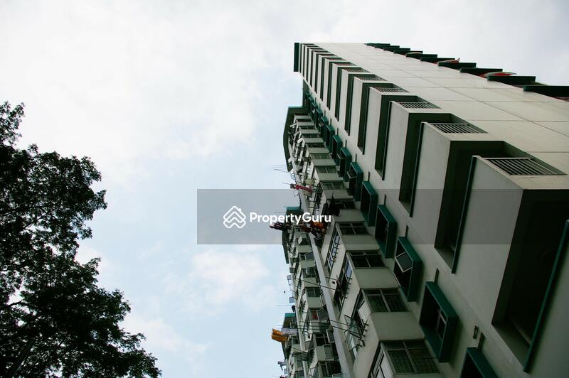 4 Beach Road #0