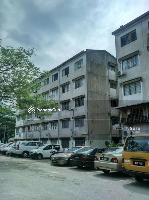 Flat Taman Dagang #0
