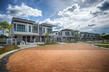 The Cove Cluster @ Horizon Hills