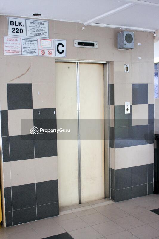 220 Boon Lay View #0