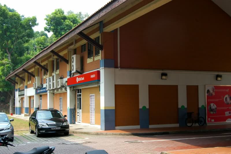 634 Bukit Batok Central, 634 Bukit Batok Central, 1,679 sqft, Shop / Shophouse For Sale, by Cindy Ong, 60141263 - CommercialGuru.com.sg