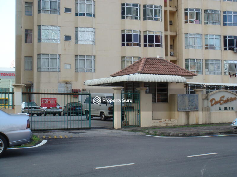 For Sale - Desa Selatan