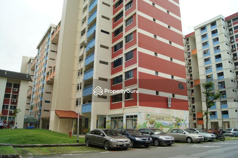 For Rent - 318 Bukit Batok Street 32