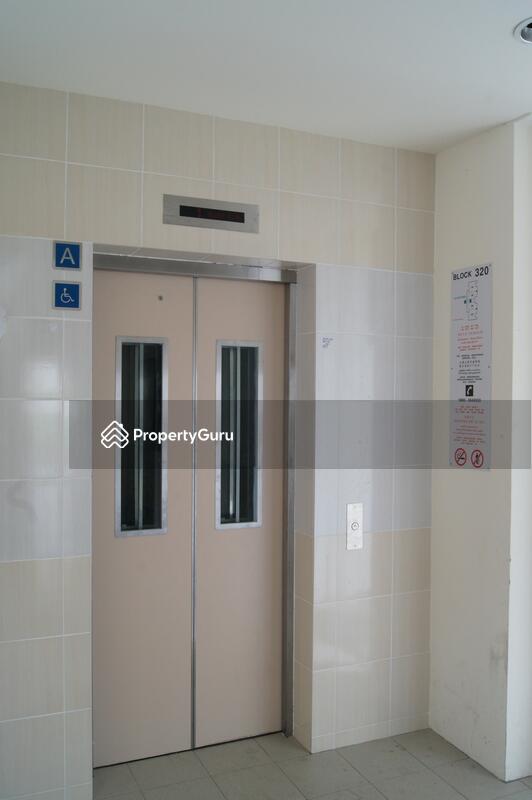 320 Bukit Batok Street 33 #0