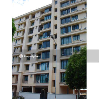Berjaya Court