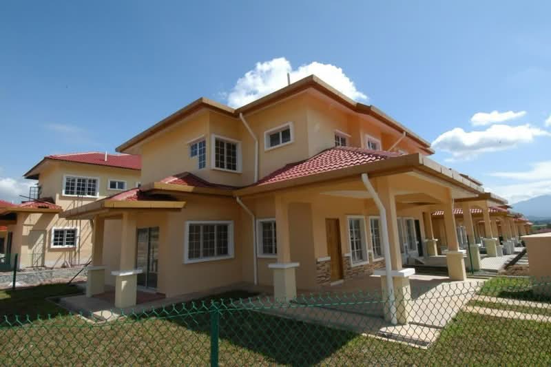 1-storey Terraced House for Sale in Antara Gapi (Ulu Yam) - Tris Jong - PropertyGuru.com.my