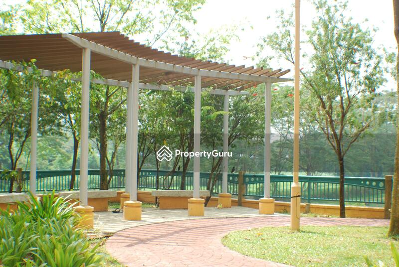 690D Choa Chu Kang Crescent #0