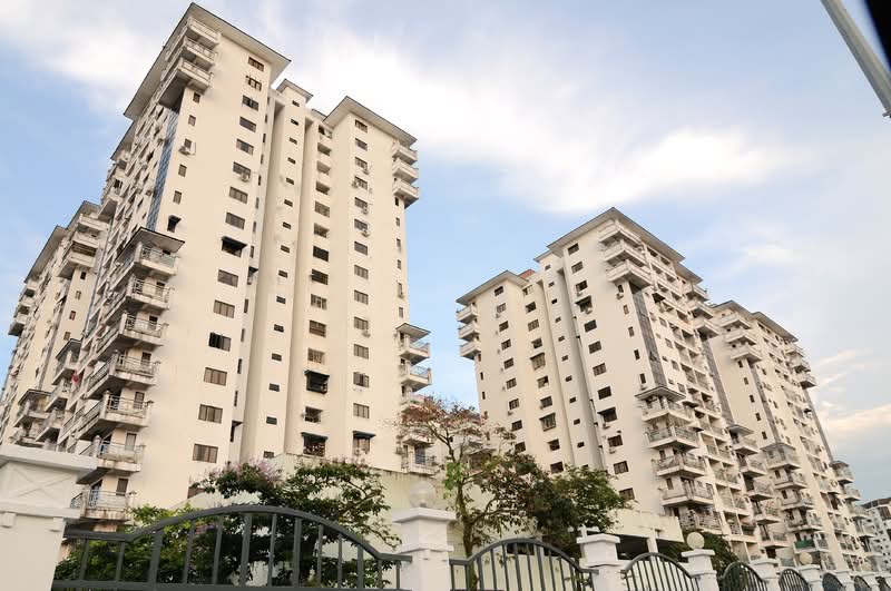 Condominium for Sale at Chancellor - WL Wan - Side View - PropertyGuru.com.my
