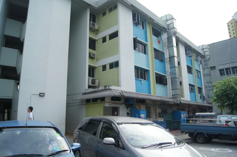 450 Clementi Avenue 3, 450 Clementi Avenue 3, Buona Vista / West Coast / Clementi New Town, 2 Bedrooms, 861 sqft, HDB Flat For Rent, by Jen Chung, 60011302 - PropertyGuru.com.sg