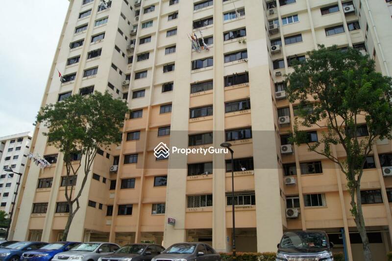 For Rent - 302 Clementi Avenue 4