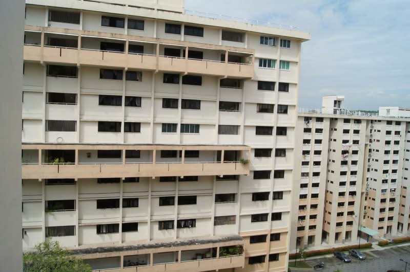 302 Clementi Avenue 4