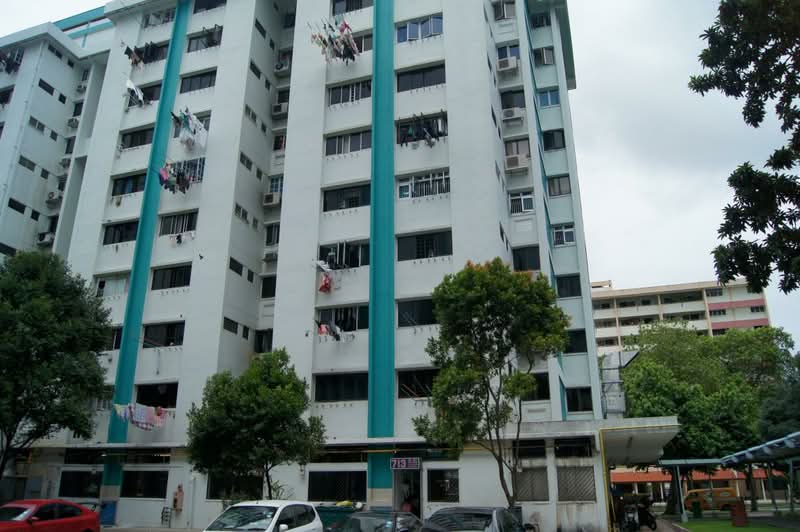 713 Clementi West Street 2