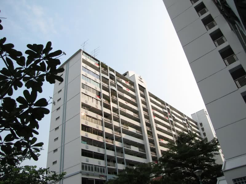 83 Commonwealth Close