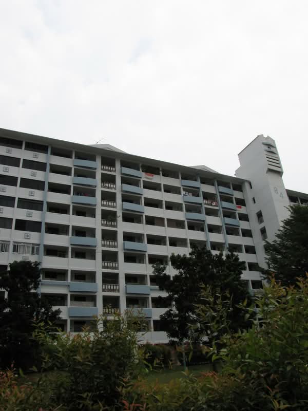 84 Commonwealth Close