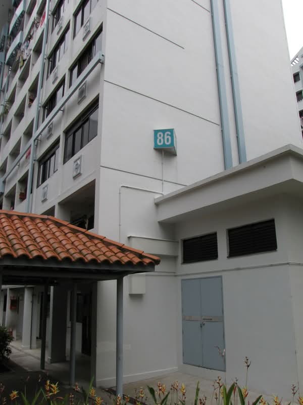 86 Commonwealth Close