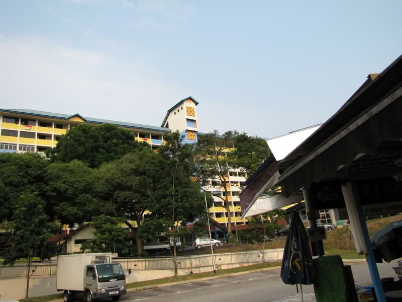 96 Commonwealth Crescent