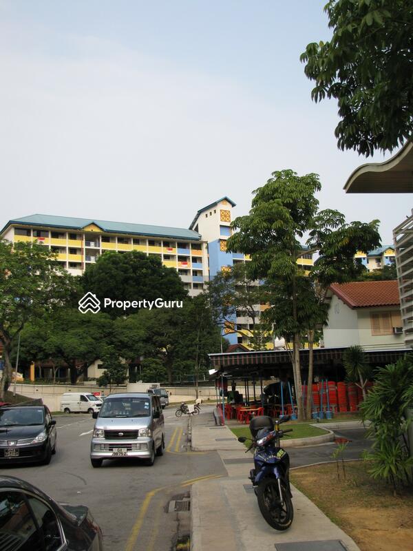 99 Commonwealth Crescent #0