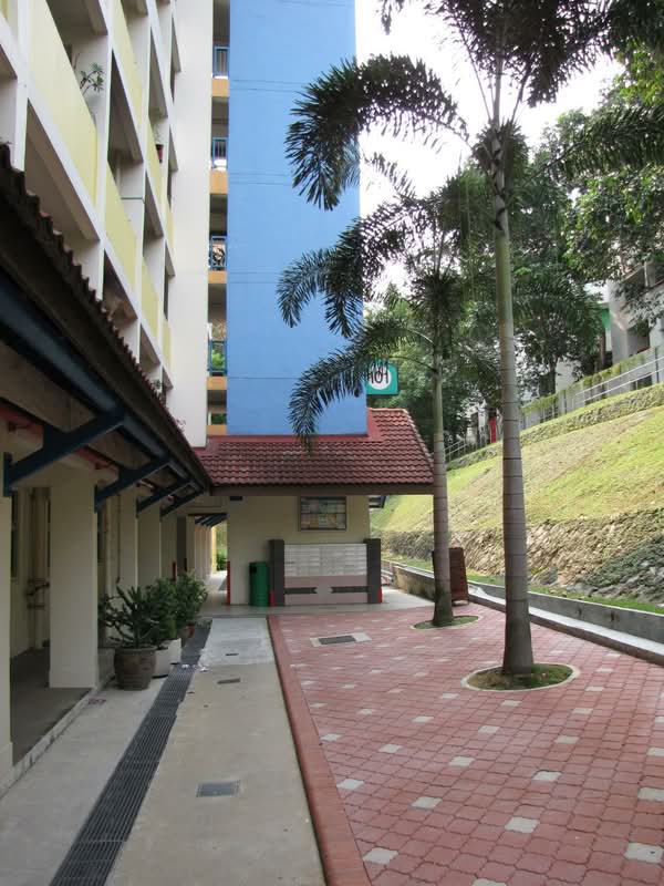 101 Commonwealth Crescent