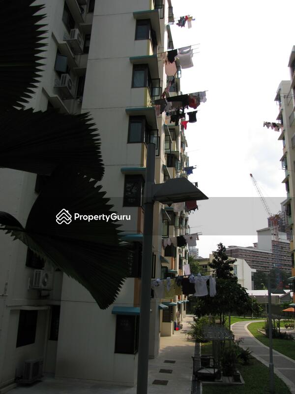 108 Commonwealth Crescent #0