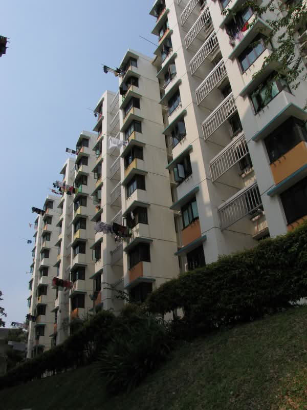 112 Commonwealth Crescent