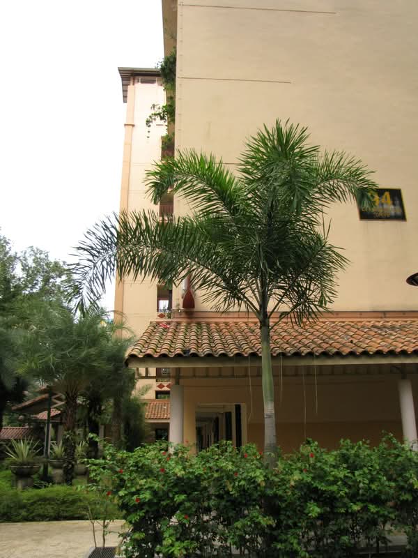 94 Commonwealth Drive