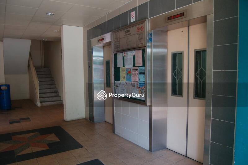 For Rent - 207D Compassvale Lane